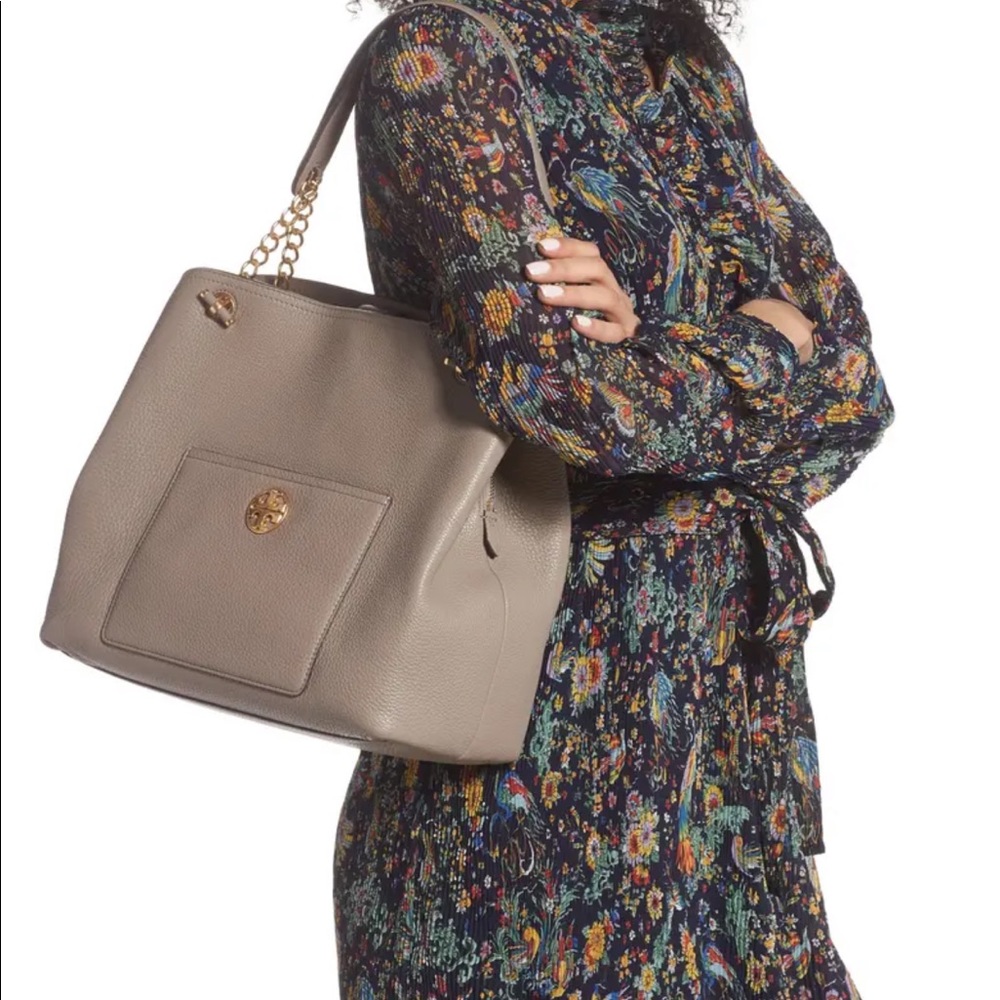 ⭐️Tory Burch⭐️Chelsea Slouchy Pebbled Leather Tote